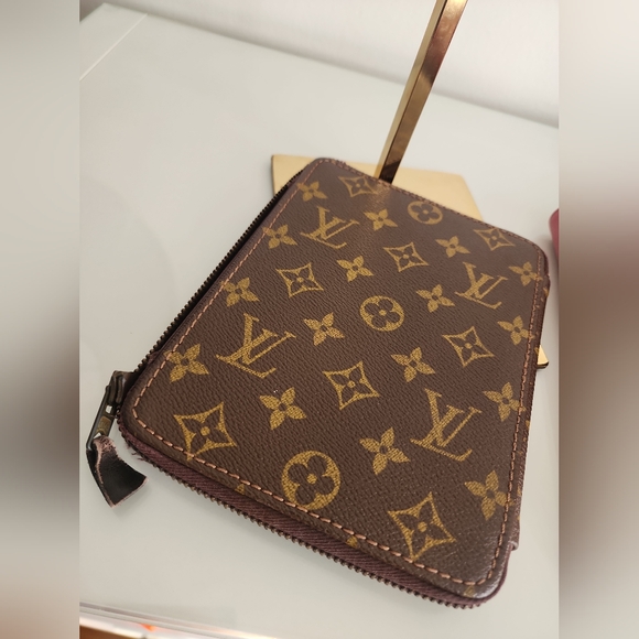Louis Vuitton Vintage Monogram Passport Case (PROJECT) - Picture 4 of 6